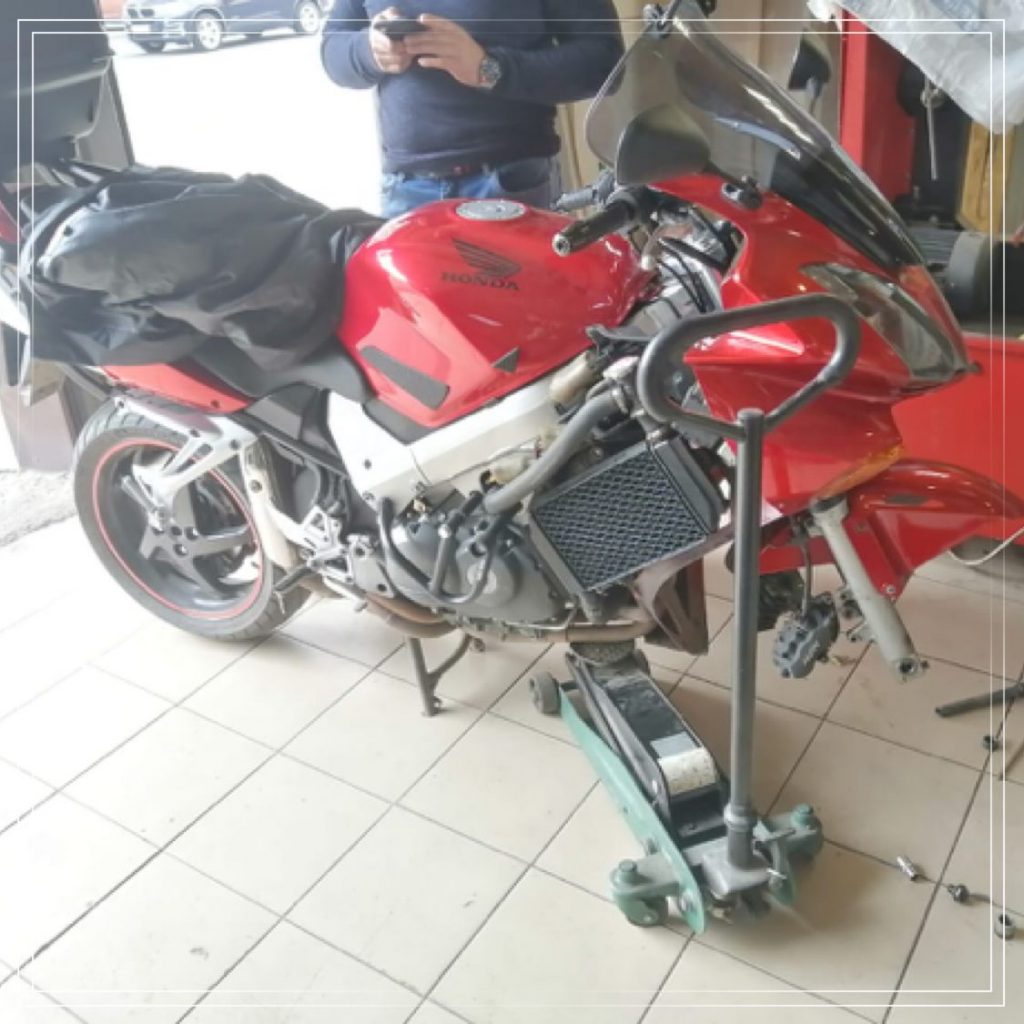 Замена шины мотоцикла Honda VFR, фото 4