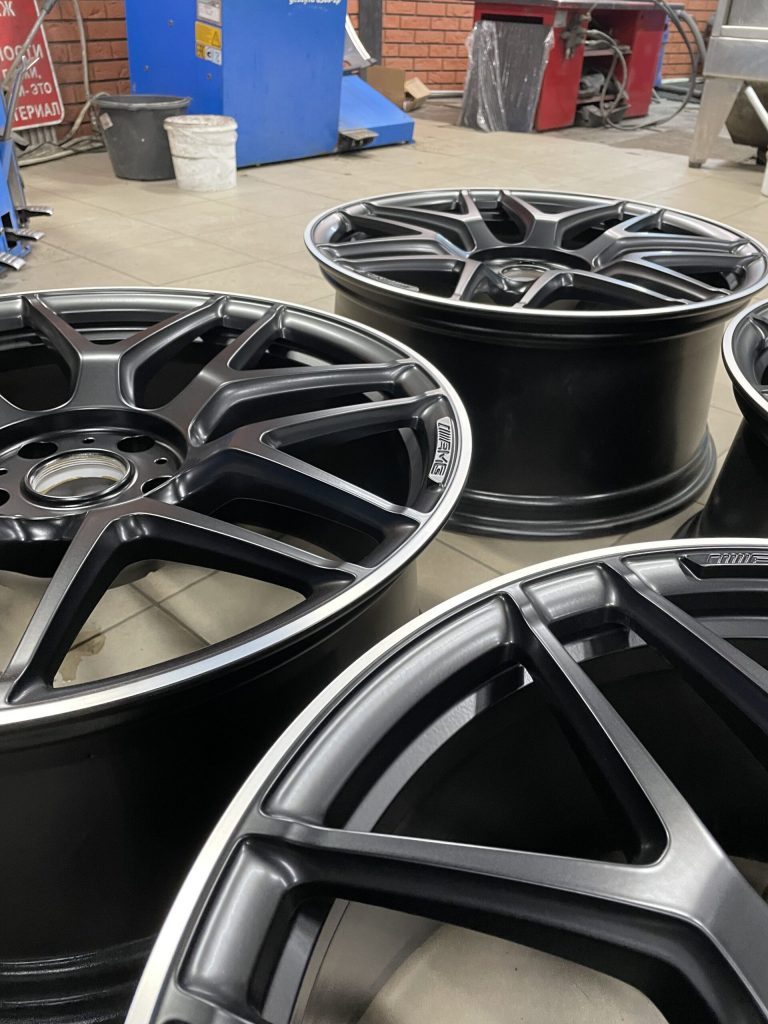 Покраска дисков Mercedes AMG с кантом по ободу, фото 3